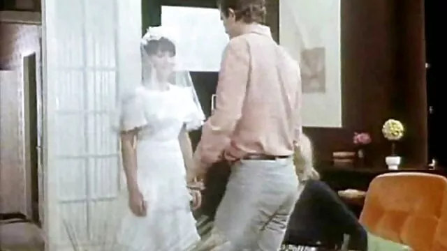 学習の代わりに、助け、子供、大きな 女性 の ため の アダルト まちこ