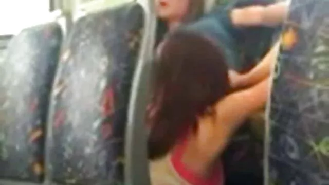 くそー、女の子、日焼けと彼女のおっぱい エッチ クンニ 動画