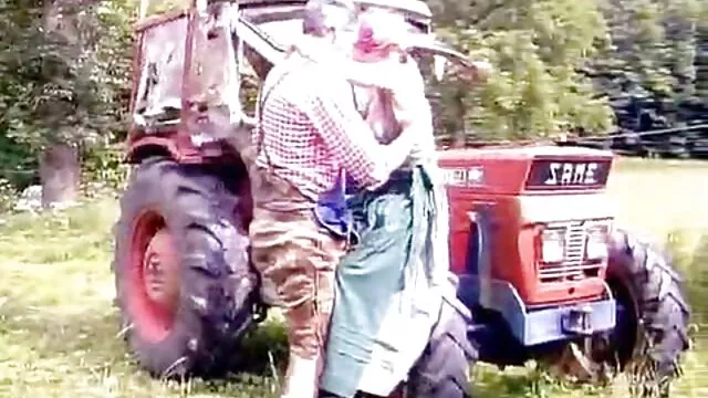 女の子と初めて私は両方の穴で成長することができました 動画 鈴木 一徹