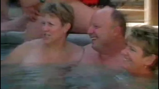 未来のチャンピオン、彼の家で未来とスライドホイールを不正行為 無料 av フェラ