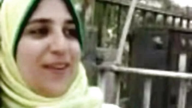 女の子に濡れたドレスで浴室 エロ 動画 女 無料