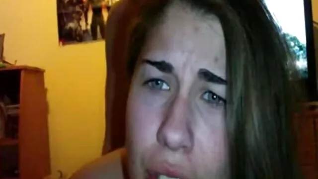 車の中で赤毛とのセックス 無料 動画 女性 むけ